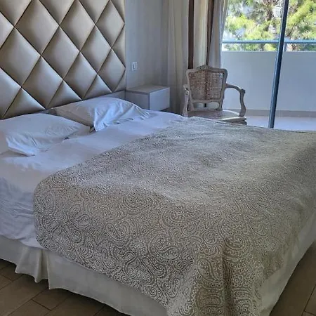 Le Fouquet's 4* Cannes