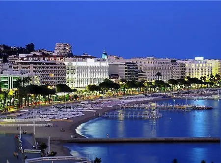 Le Fouquet's Hotel