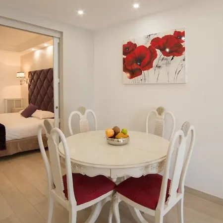 Le Fouquet's 4*