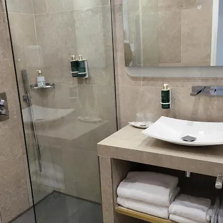 Le Fouquet's Hotell