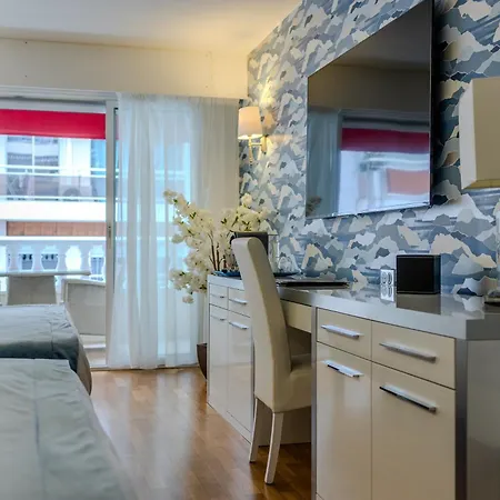 Hotell Le Fouquet's 4*